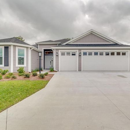 Updated Villages Retreat With Screened Patio! 利斯堡 外观 照片