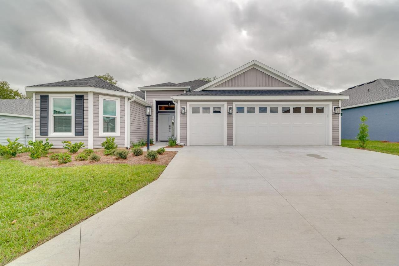 Updated Villages Retreat With Screened Patio! 利斯堡 外观 照片